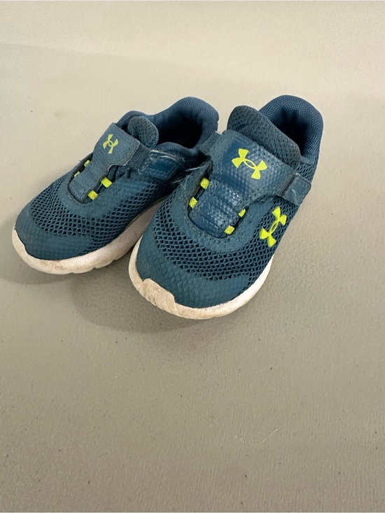 Under Armour Other - Under Armour Kids Navy with Neon Yellow Accent Athletic Sneakers